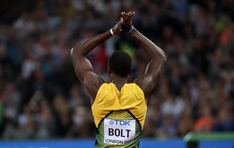 Usain Bolt v rozběhu nepřesvědčil, postup si ale bezpečně pohlídal.