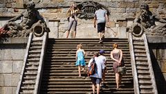 Obec Kuks s barokním areálem hospital Kuks, kde pestala téct po slavné kaskád...