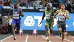 Americký sprinter Christian Coleman (vlevo).