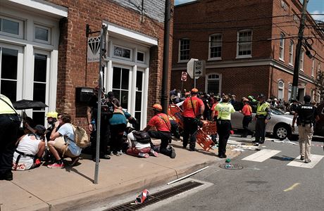 Ve virginskm Charlottesville v sobotu pokraovaly nepokoje kvli akcm...