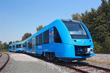 Ve Velimi se zkouel napíklad první vodíkový vlak od spolenosti Alstom.