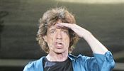 Mick Jagger, trochu jiný módní kalibr než český politik.