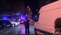 V Cambrils úto�ili teroristé autem a no�em.