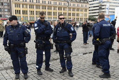 Finská policie ve mst Turku (ilustraní).
