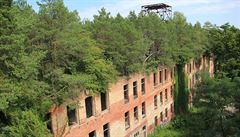 Bývalá léebna a sanatorium v braniborském mst Beelitz, kde se v minulosti...