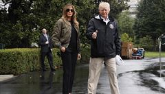 Americký prezident Donald Trump a první dáma se chystají na cestu do Houstonu...