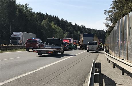 Nehoda se stala kolem 13:30 na 58. kilometru ve smru na Prahu. Podle...
