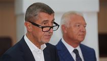 Andrej Babi a Jaroslav Faltnek na tiskov konferenci v souvislosti se...