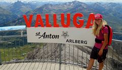 Na vrcholu Valluga (2 811 m), je je vybaven betonovou kruhovou terasou s...