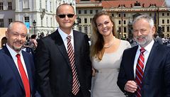 Nejvýrazn�j�í postavy hnutí Referendum o Evropské unii. P�edseda Franti�ek...