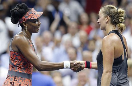 Venus Williamsov a Petra Kvitov po tvrtfinle US Open 2017.