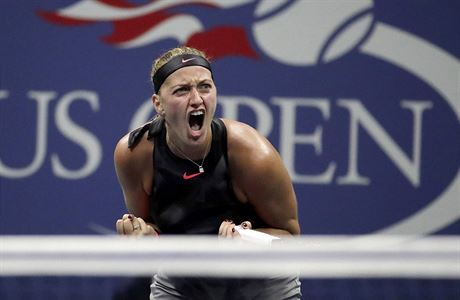 Petra Kvitová ve tvrtfinále US Open 2017 proti Venus Williamsové.