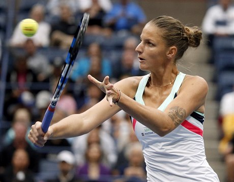 Karolína Plíková ve tvrtfinále US Open proti CoCo Vandewegheové.