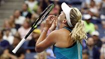 CoCo Vandewegheová slaví postup do semifinále US Open 2017 přes Karolínu...