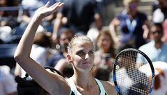 Karolína Plíková v osmifinále US Open proti Jennifer Bradyové.