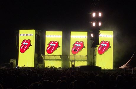 Pódium ped zahájením koncertu Rolling Stones, 16. 9. 2017, Rakousko, Spielberg