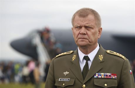 Armádní generál Armády eské republiky Josef Bevá.