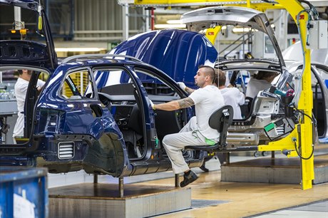 Volkswagen poaduje pesun ásti výroby kody do Nmecka.