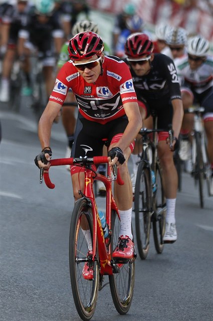 Brit Chris Froome ovládl Vueltu ve stejném roce, kdy opanoval i Tour de France.