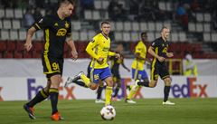 Zlín vs eriff Tiraspol, Evropská liga, uprosted domácí Mirzad Mehanovic.
