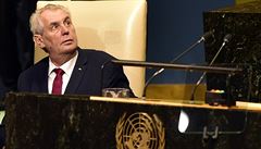 Teroristé jsou ukryti v migrační vlně, prohlásil v OSN Zeman. Kritizoval ‚vítače‘ uprchlíků