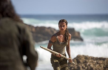 Lara Croft (Alicia Vikanderov) bude bojovat o hol ivot. Snmek Tomb Raider...