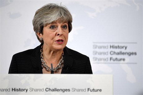 Britská premiérka Theresa Mayová pi proslovu ve Florencii.