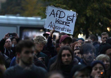 Demonstrace proti krajn� pravicové stran� AfD po vyhlá�ení prvních odhad�...
