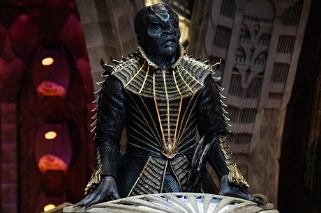 Chris Obi jako klingonský sjednotitel T'Kuvma