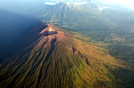 Baliská sopka Gunung Agung.