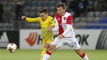 FC Astana vs. Slavia Praha, Evropsk liga: Ruslan Rota a domc Serikan...