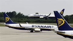 Ryanair ru linku z Pardubic do Londna. Kvli problmm s letouny Boeing Max