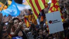 Zatímco panlský premiér Mariano Rajoy konání referenda zcela vyluuje,...