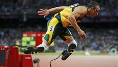 Jihoafrický běžec Oscar Pistorius se zapsal do historie jako první...
