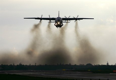Antonov 12 (ilustraní foto)