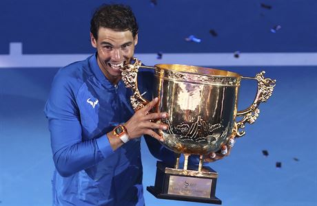 Rafael Nadal slaví vítzství na China Open