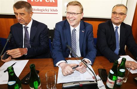 Lídr Andrej Babi, Pavel Blobrádek, Miroslav Kalousek.