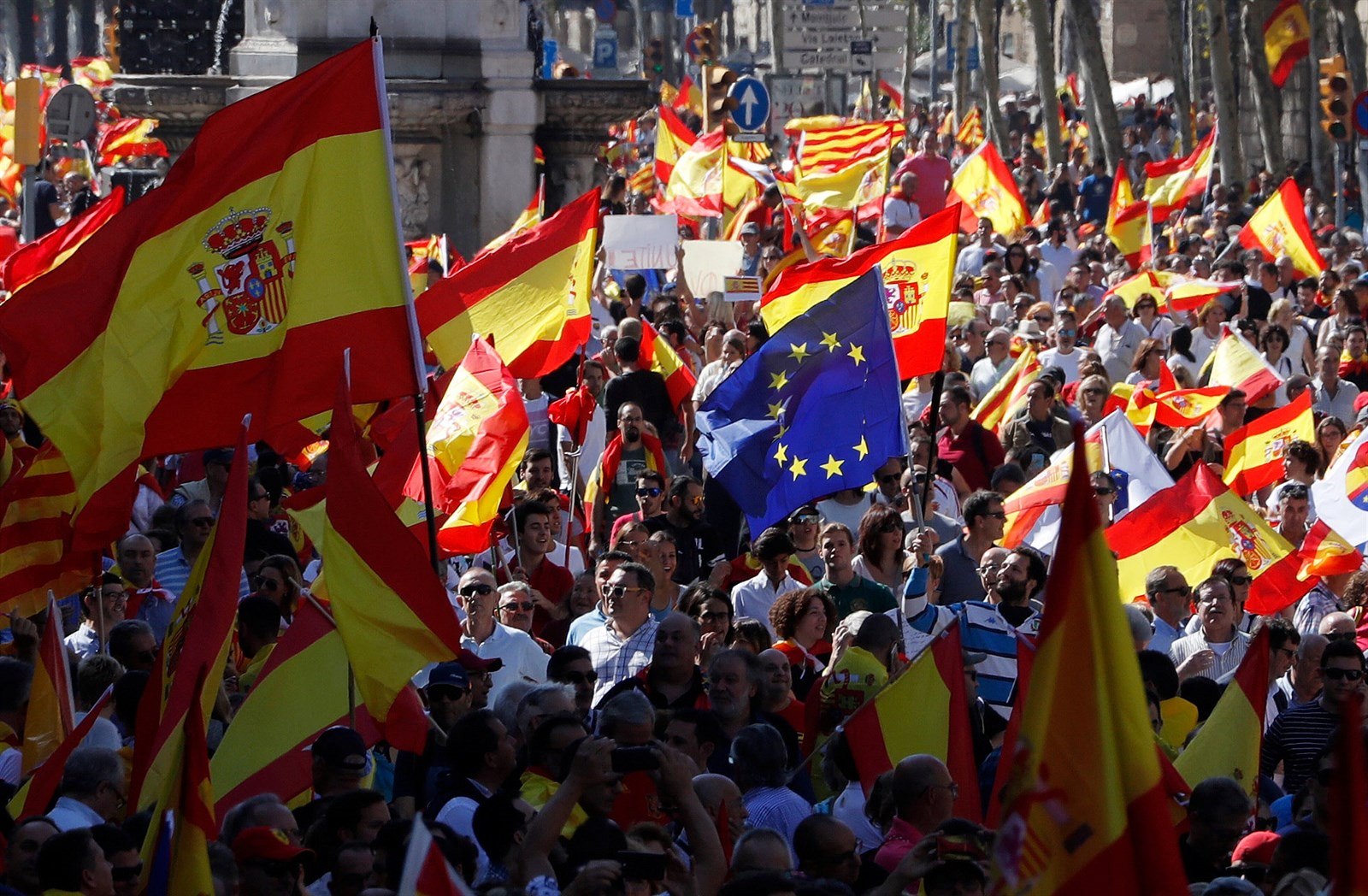 Katalánská organizace pro ob�anskou spole�nost uspo�ádala demonstraci za...