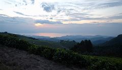 Lake Kivu zabírá svou rozlohou 2700 km&#178; deset procent celkové rozlohy...