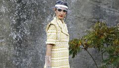 Nová kolekce Chanelu zavání módou 60. a 70. let.