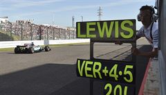 Lewis Hamilton pi závodu Velké ceny Japonska.