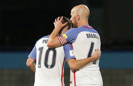 Zklamaní fotbalisté USA poté, co nepostoupili na MS 2018.