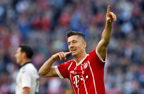 Bayern Mnichov vs Freiburg: Robert Lewandowski slav jeden z gl v st host.