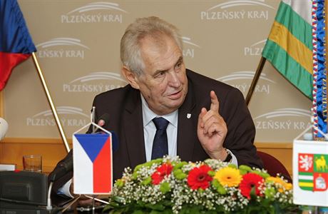 Milo Zeman pi návtv Plzeského kraje.