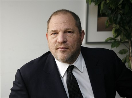 Filmový producent Harvey Weinstein bhem interview v New Yorku v roce 2011.