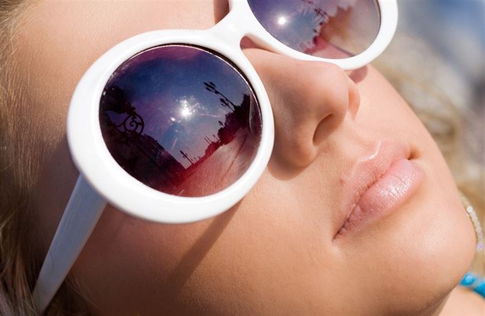 Levné sluneční brýle mohou způsobit migrénu, říká odbornice | Zdraví |  Lidovky.cz
