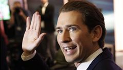 Zaaly volby do rakouskho parlamentu. Nejvt ance na vtzstv maj lidovci v ele s Kurzem