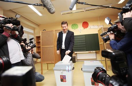 V Praze odvolil ldr SPD Tomio Okamura.