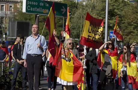 Manifestace se konala den pot, co katalnsk parlament schvlil rezoluci o...