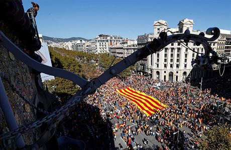 Demonstrace proti katalánské nezávislosti v Barcelon (ilustraní foto).